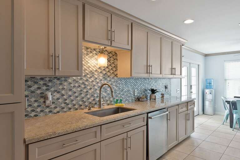 Dishwasher for easy clean up! Dishwasher for easy clean up!