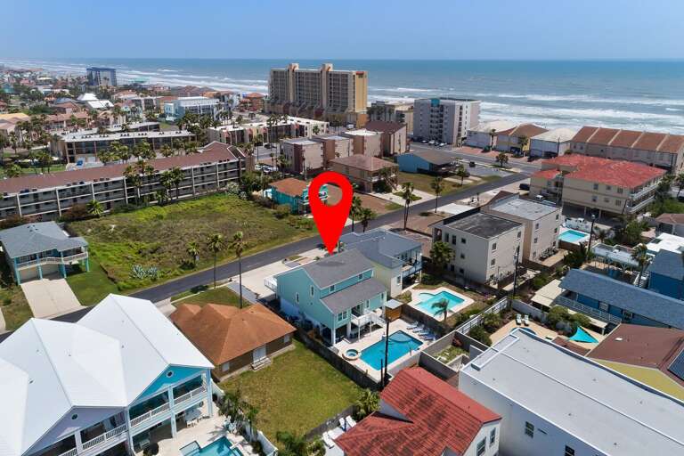 Seaside Sanctuary located only 600 steps from the beach!