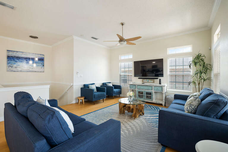 Spacious living room with flat screen TV