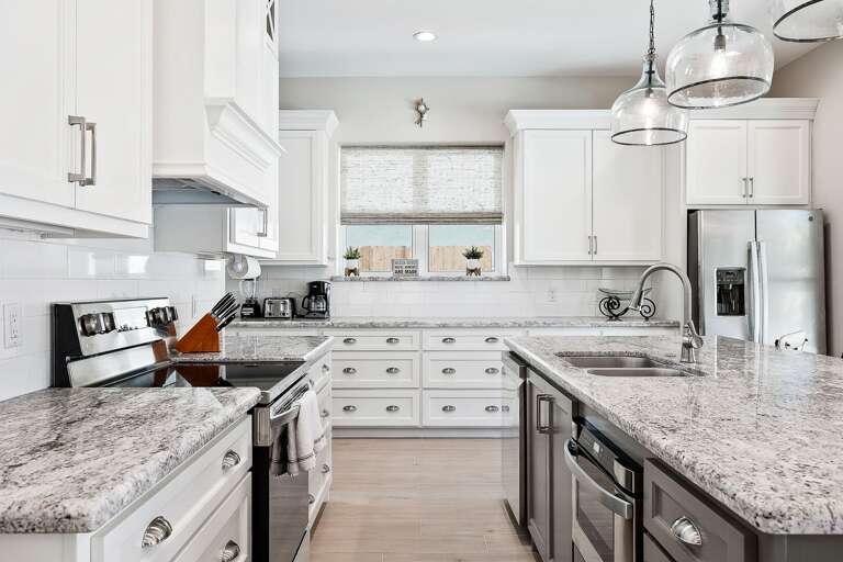 Fully Stocked Kitchen to prepare your home cooked meals