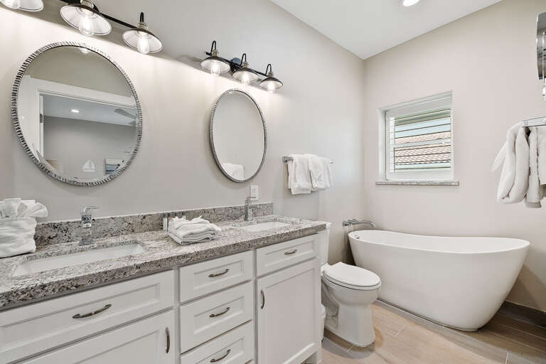 Master Bathroom features over soaking tub!