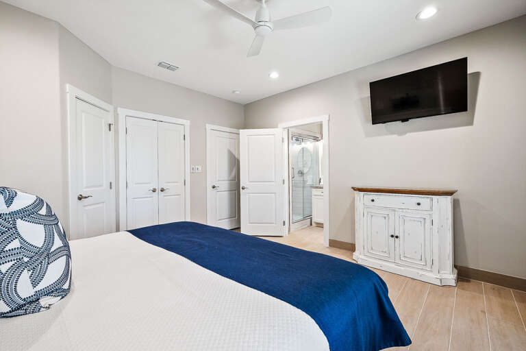 Master Bedroom features flat screen TV