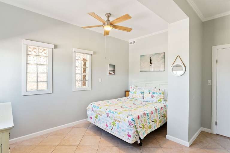 3rd guest room (ground floor) entails a Queen size bed and flat screen TV!