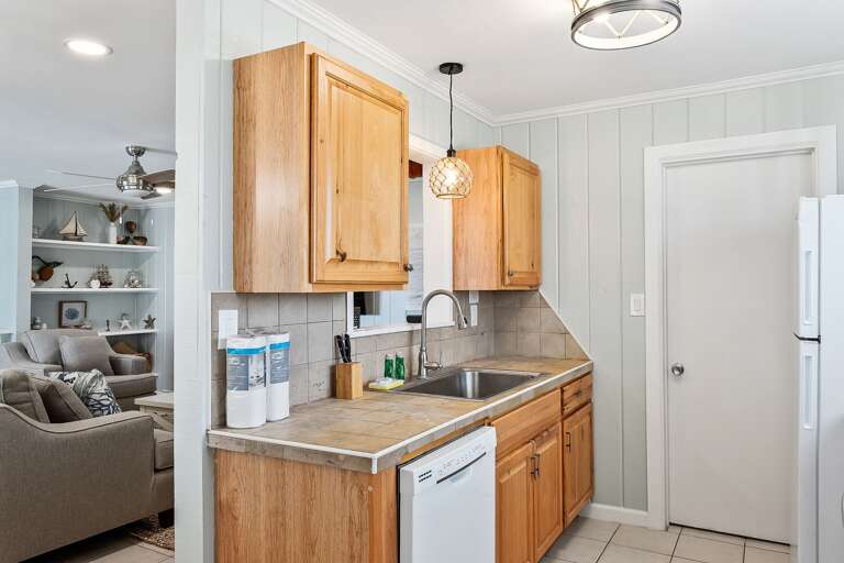 Kitchen is newly remodeled!