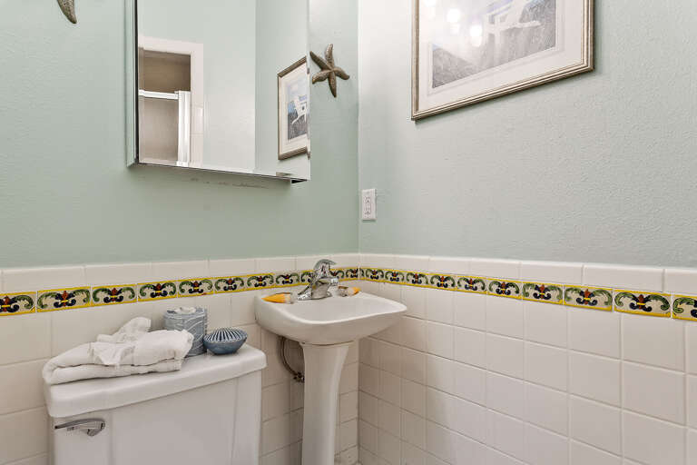 Shared guest bathroom.