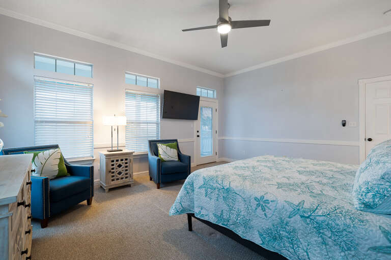 Master Bedroom features Flat Screen TV (3rd Floor)