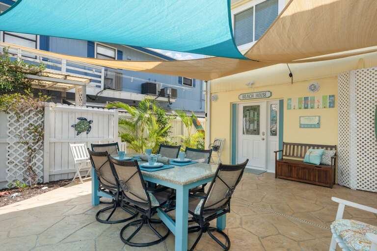 Soak up the sun and island climate in your backyard! Soak up the sun and island climate in your backyard!