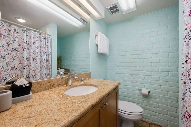 2nd Floor Guest Bathroom