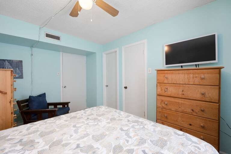 3rd Floor Guest Bedroom features a Queen Bed