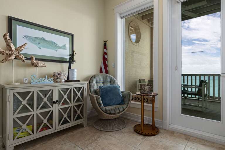 Cozy Reading Nook on the Ground Floor
