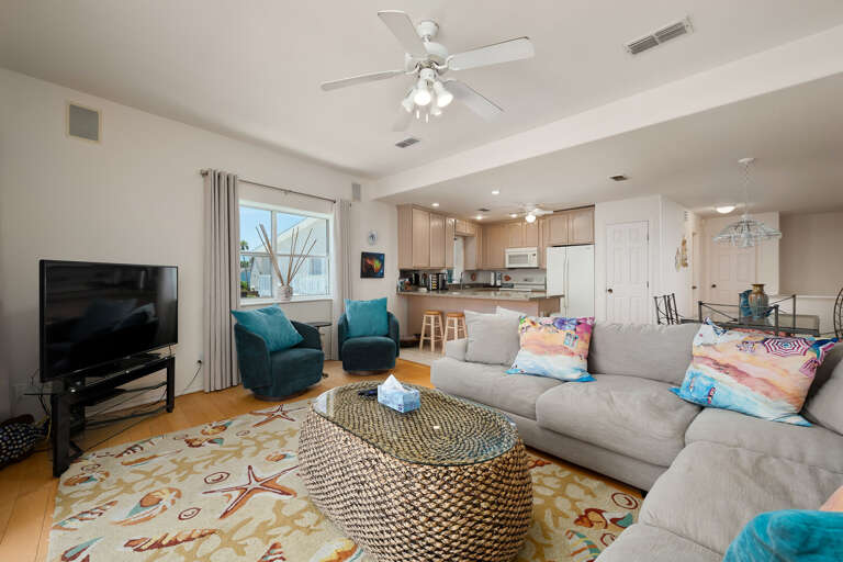 Open concept 2nd Floor living and kitchen area