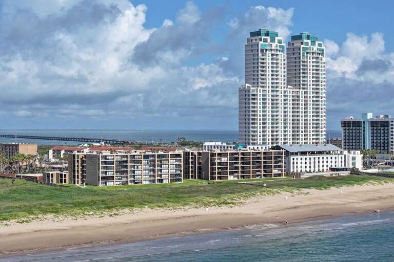 Your unforgettable beach vacation begins here.