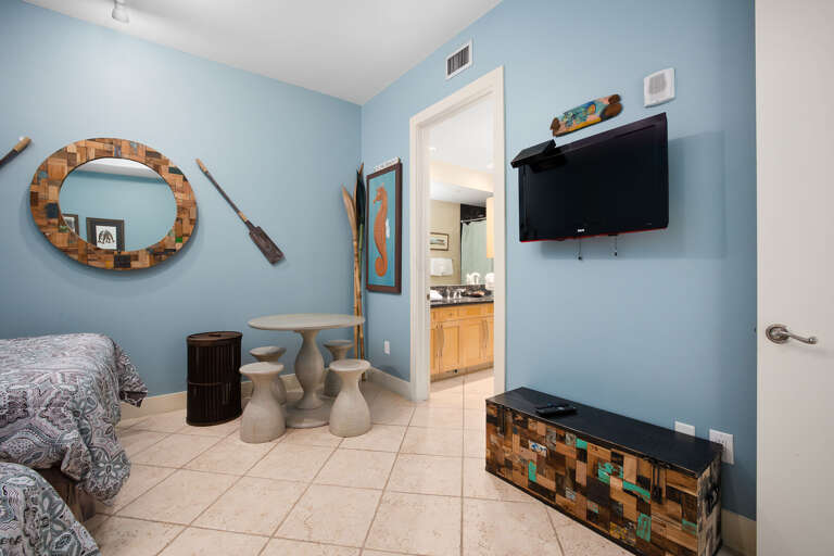 Guest Bedroom with ensuite bathroom