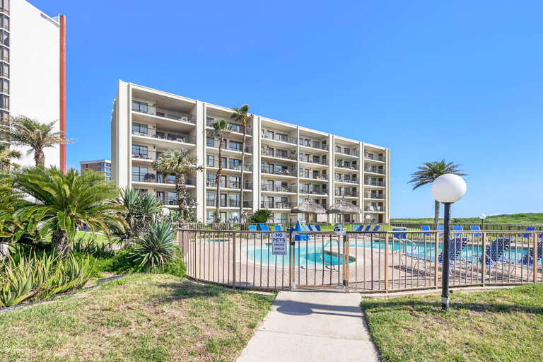 Saida Tower resort style grounds! Saida Tower resort style grounds!