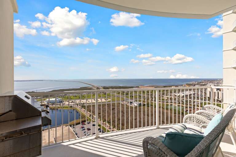 Views of the Queen Isabella Causeway & Laguna Madre!