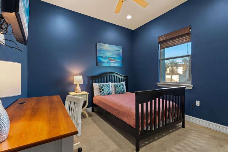 Bedroom 4 features a Full size bed