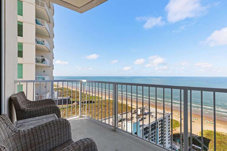 Spectacular ocean views form your balcony!