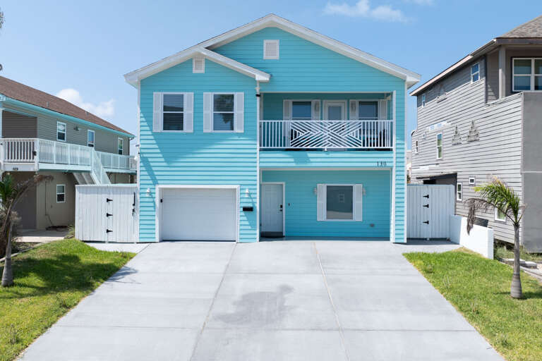 Front exterior view of 130 E. Georgia Ruth. Driveway can accommodate 5 vehicles. (NO garage parking)