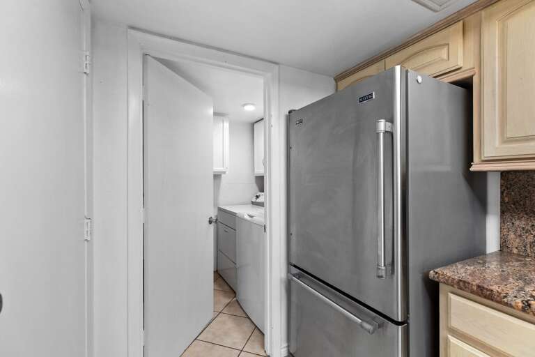 Washer and Dryer included!