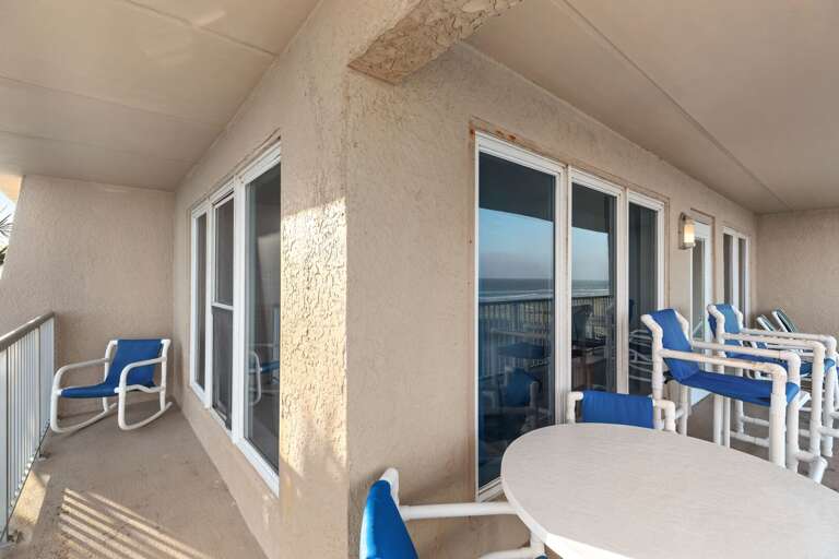 Wraparound corner unit balcony!