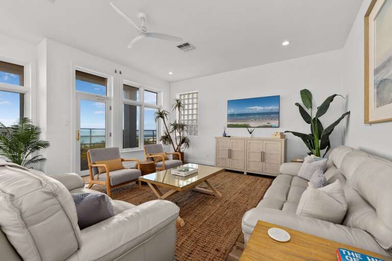 Spacious Sitting Space, Simple Seating, Sea Scene