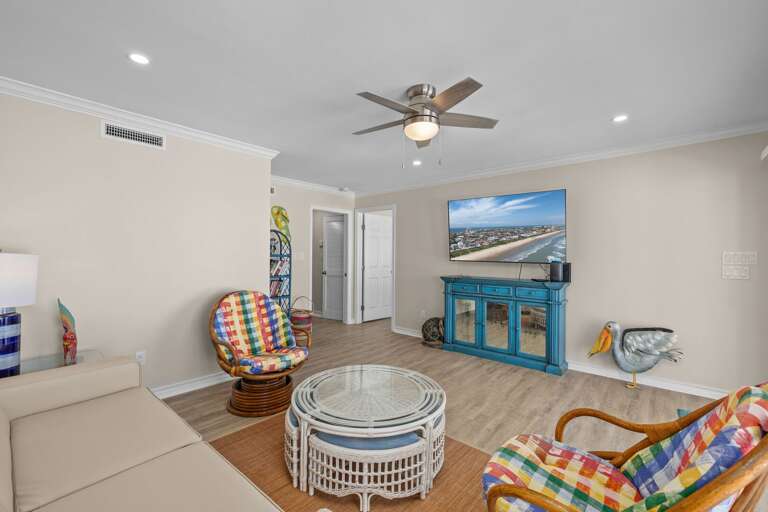 1st Floor Living Area.