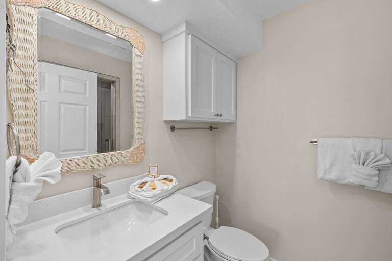 Guest Bathroom (Ensuite with Bedroom 2)