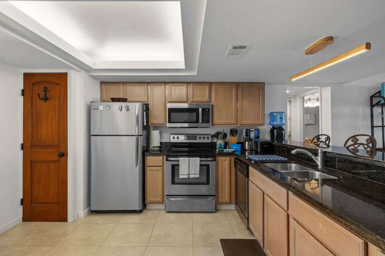 Stainless steel fully equipped appliances!