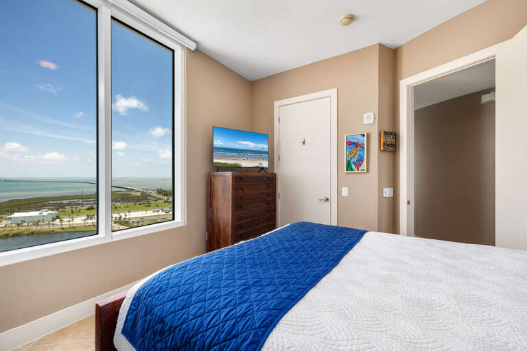 Wake up to beautiful island and bay views