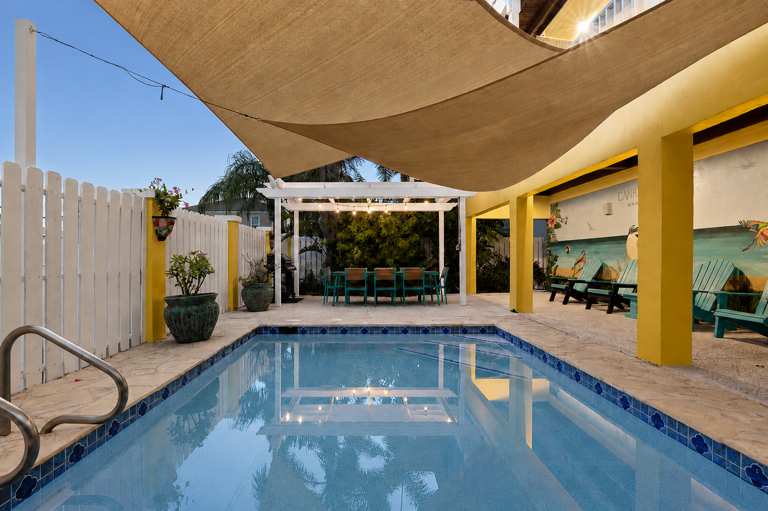 Unwind poolside as the sun begins to set and the backyard comes to life.