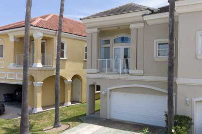 6510 Bayview Dr.