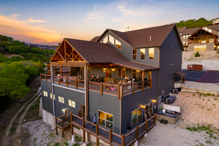 Staycation Lodge with Indoor Pool and Basketball Court
