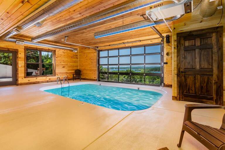 Your own private pool? Yes please!