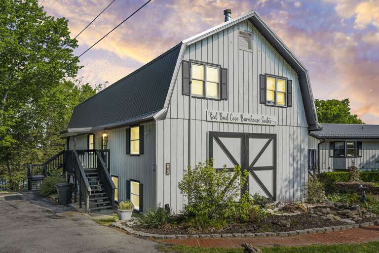 Barn-style Vacation Rental At Dusk