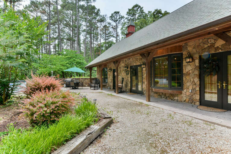 Stone-built Residence With Terrace And Greenery Stone-built Residence With Terrace And Greenery