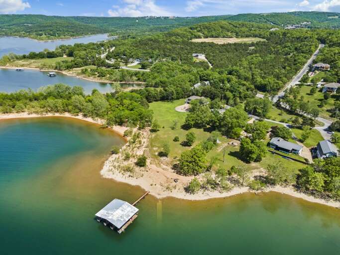 Swimming dock, not for boat use. Swimming dock, not for boat use.