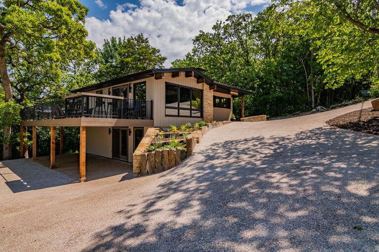 Vacation Rental Property Surrounded By Trees Vacation Rental Property Surrounded By Trees