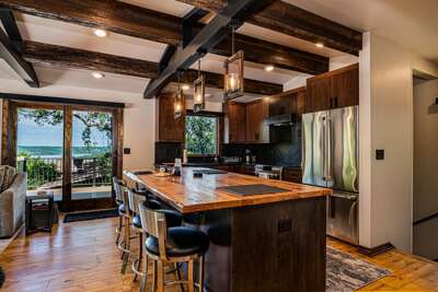 Rock Ledge Retreat