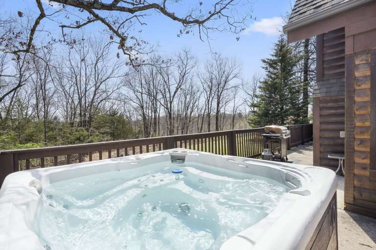 Outdoor Hot Tub On Vacation Rental Deck With Nature View Outdoor Hot Tub On Vacation Rental Deck With Nature View