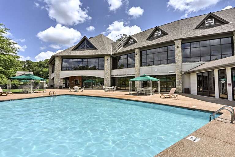 Clubhouse salt water pool