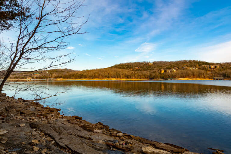 Walking trail to the lake!! Take a swim!!