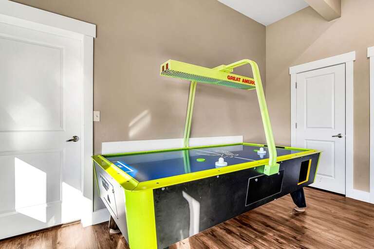 Air Hockey