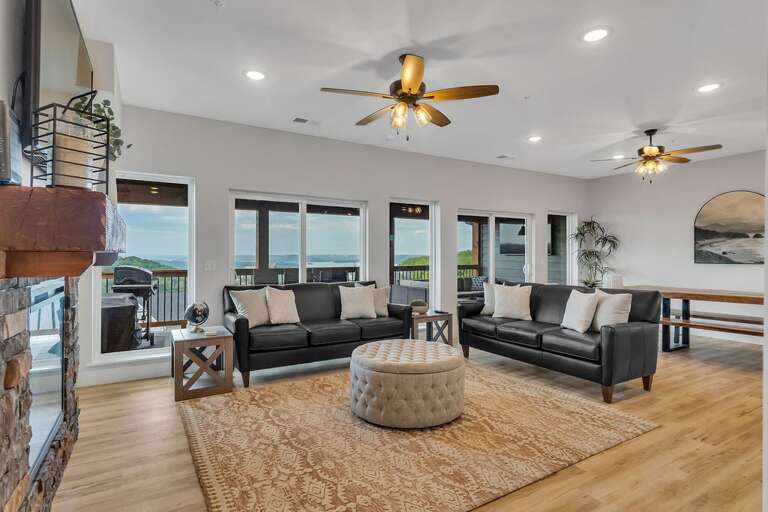 Spacious Living Area With Lake View