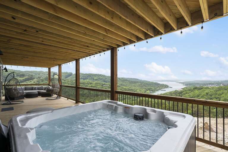 Ridgeview Retreat