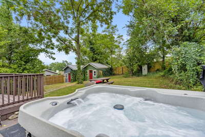 Downtown Branson Bungalow