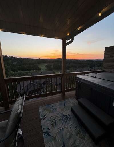 Jenni's House w/Hot tub, Arcade