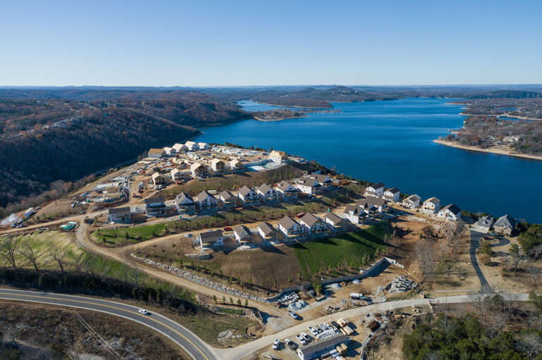 Kimberling City MO 7 Bedroom Place for Groups of 20 to Stay (167937