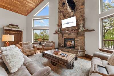 Reeled Inn Lodge Lakefront