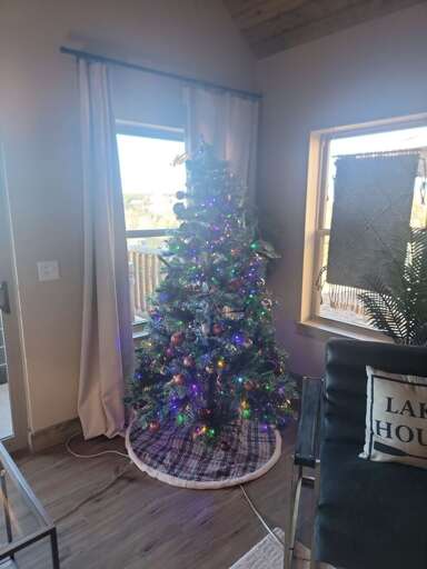 Pool's Edge Log Cabin