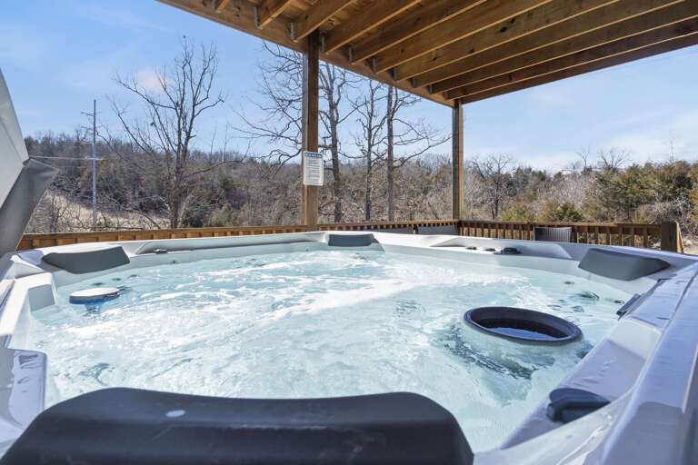 New Hot Tub Added in '24!